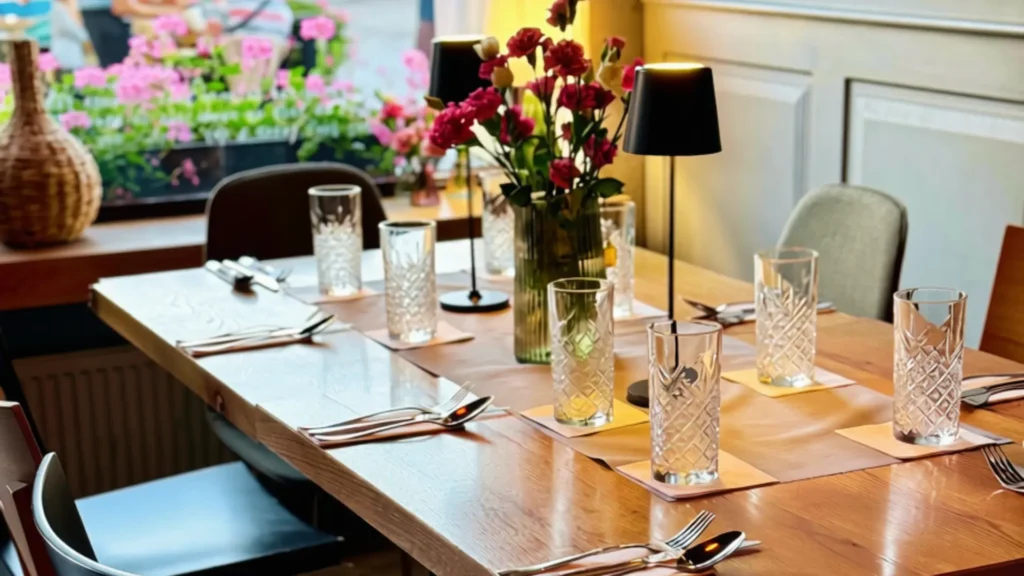 spotkanie biznesowe w restauracji jak wybrac miejsce ktore zrobi dobre wrazenie