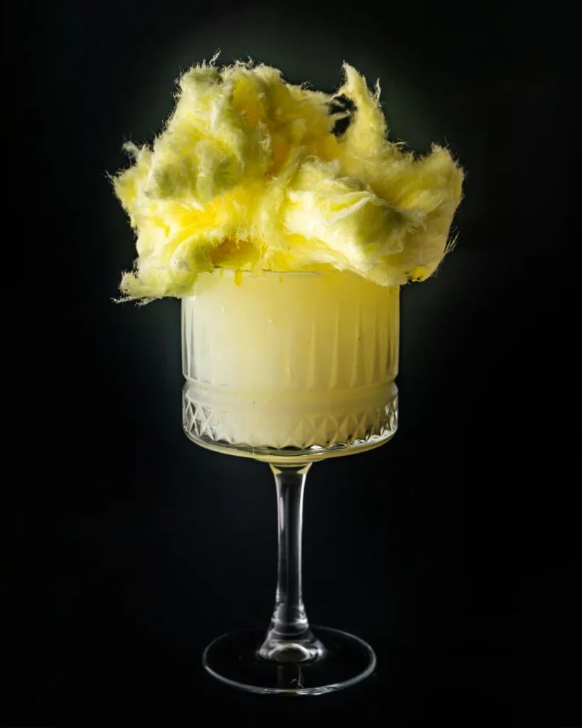 Drink w Poznaniu z watą cukrową